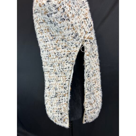 Cameo Appearance Cream & Gold Size Zip Crew Neck Sweater, Plus Size 1X - Picture 4 of 9